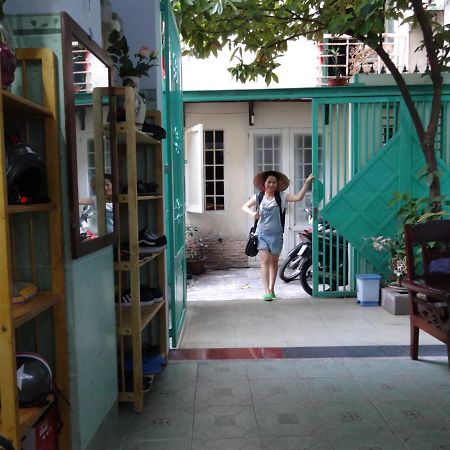 Language Exchange Hostel 2 Ho Chi Minh City Bagian luar foto