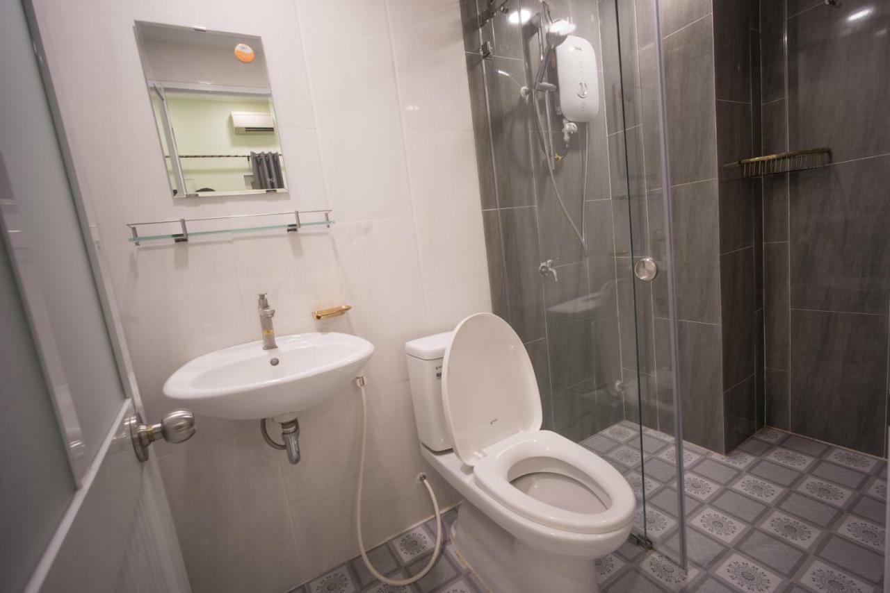 Language Exchange Hostel 2 Ho Chi Minh City Bagian luar foto