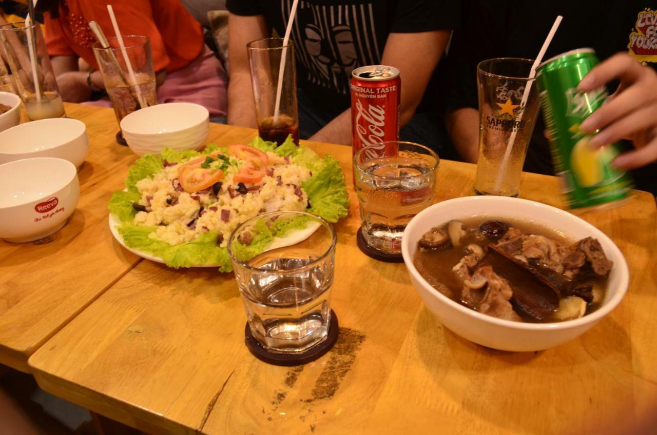 Language Exchange Hostel 2 Ho Chi Minh City Bagian luar foto